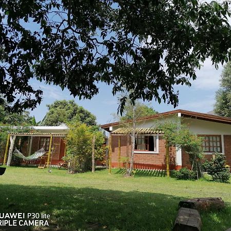 Casa Huerta Jacaranda Hostal Pacaran Exterior foto